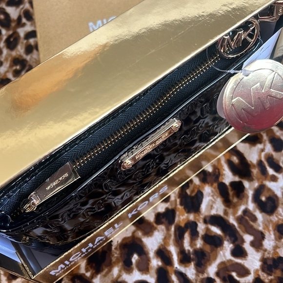 Brand New Michael Kors Black Patent Leather Zippered Belt Bag Fanny Pack Travel main image 10